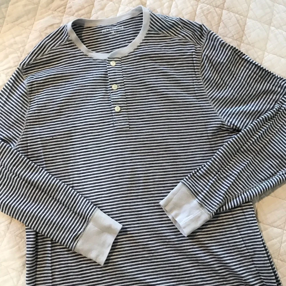 🚤J CREW MERCANTILE Long Sleeve Tee